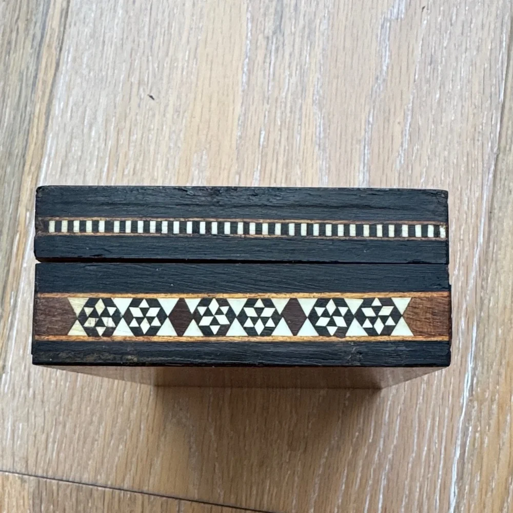 Vintage Rectangle Wood Mosaic inlay Box